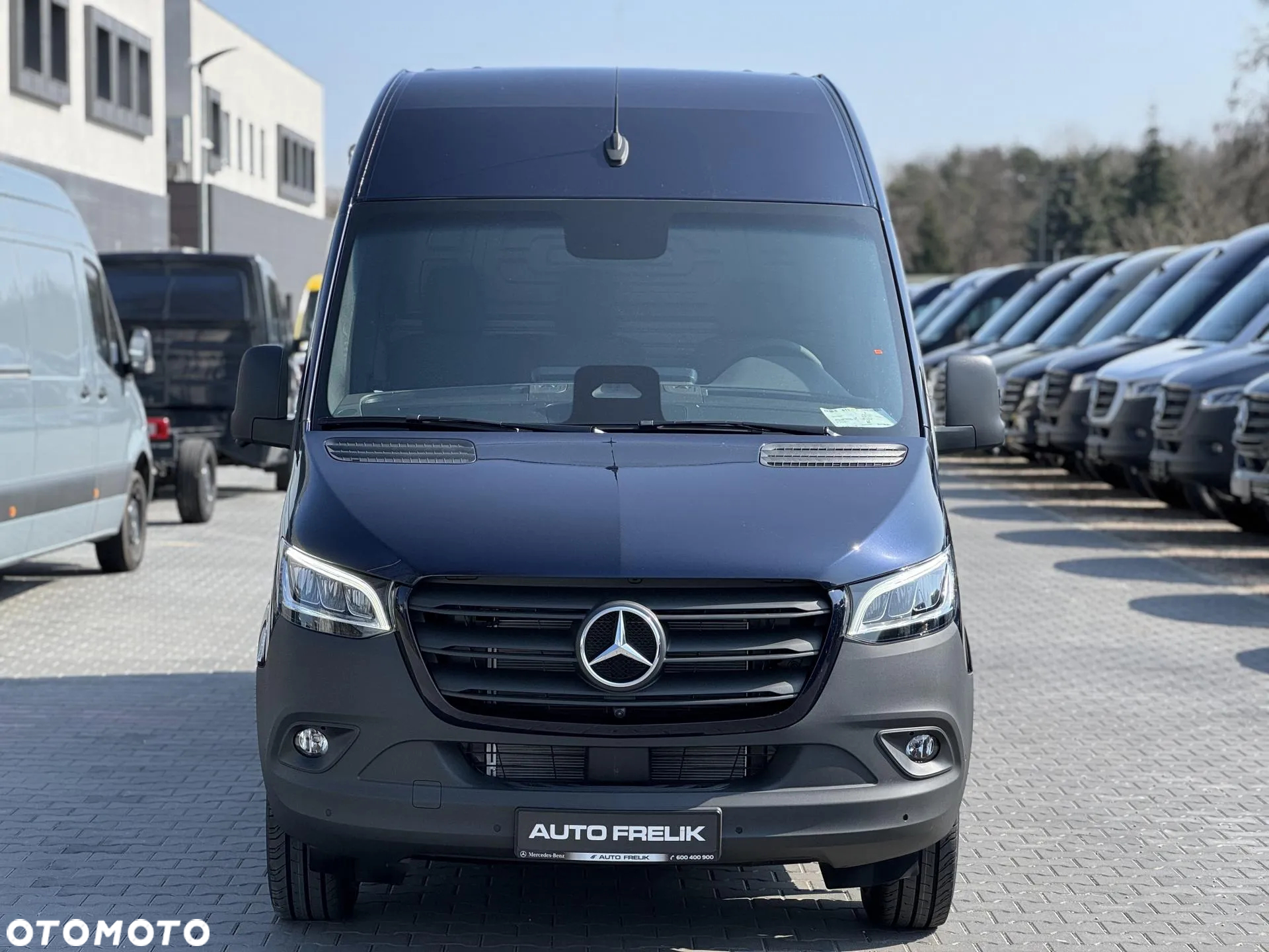 Mercedes-Benz Sprinter - 3