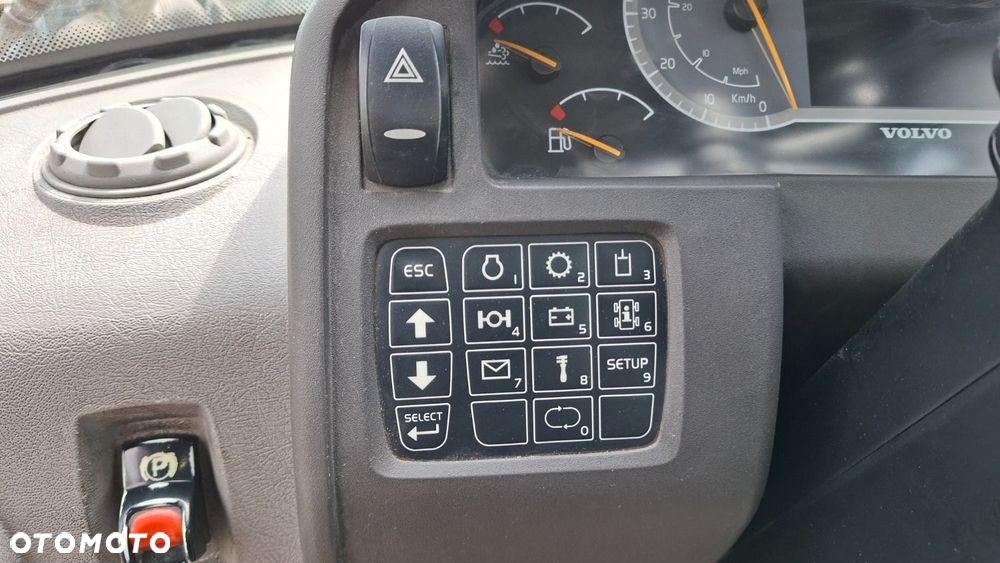 Volvo L 70 H 4X4 - 21