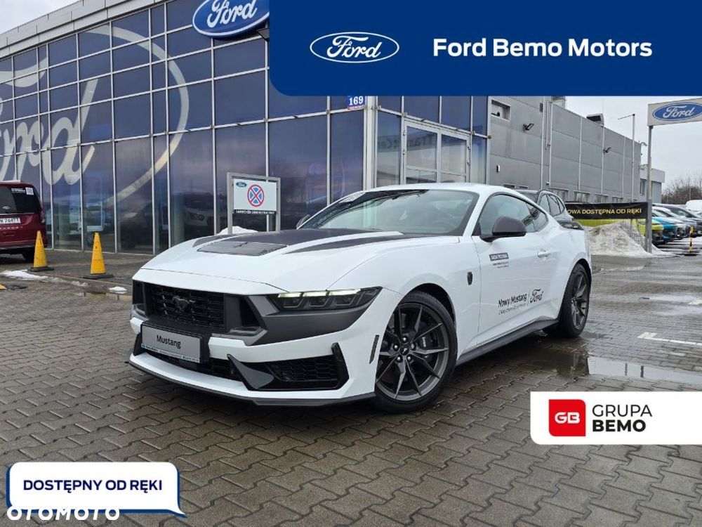 Ford Mustang - 1