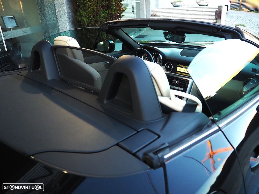 Mercedes-Benz SLK 200 Kompressor Auto Sport Edition - 18