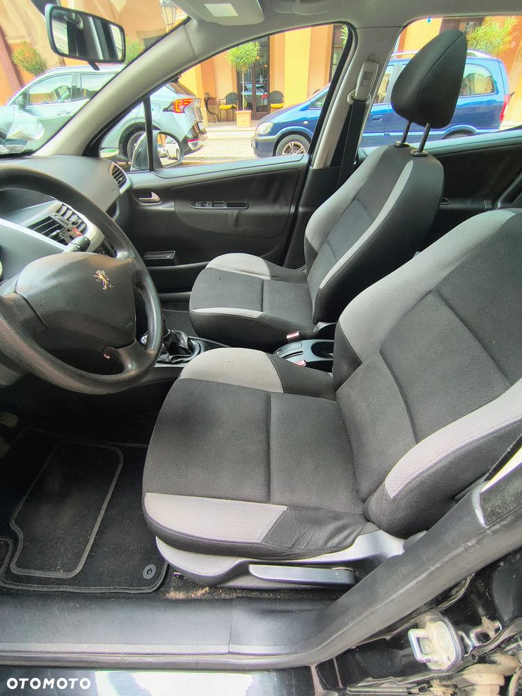 Peugeot 207 1.4 Trendy - 4