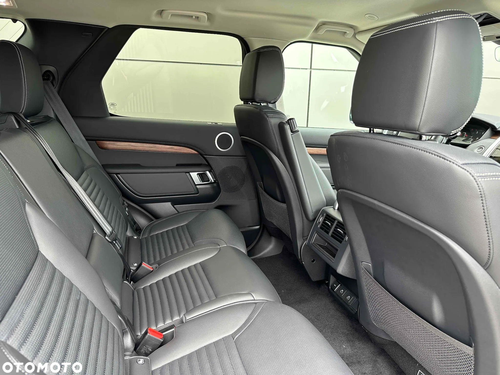 Land Rover Discovery - 10
