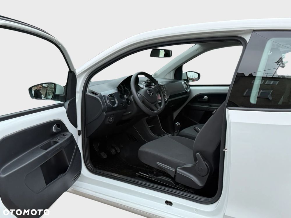 Volkswagen up! Standard - 9