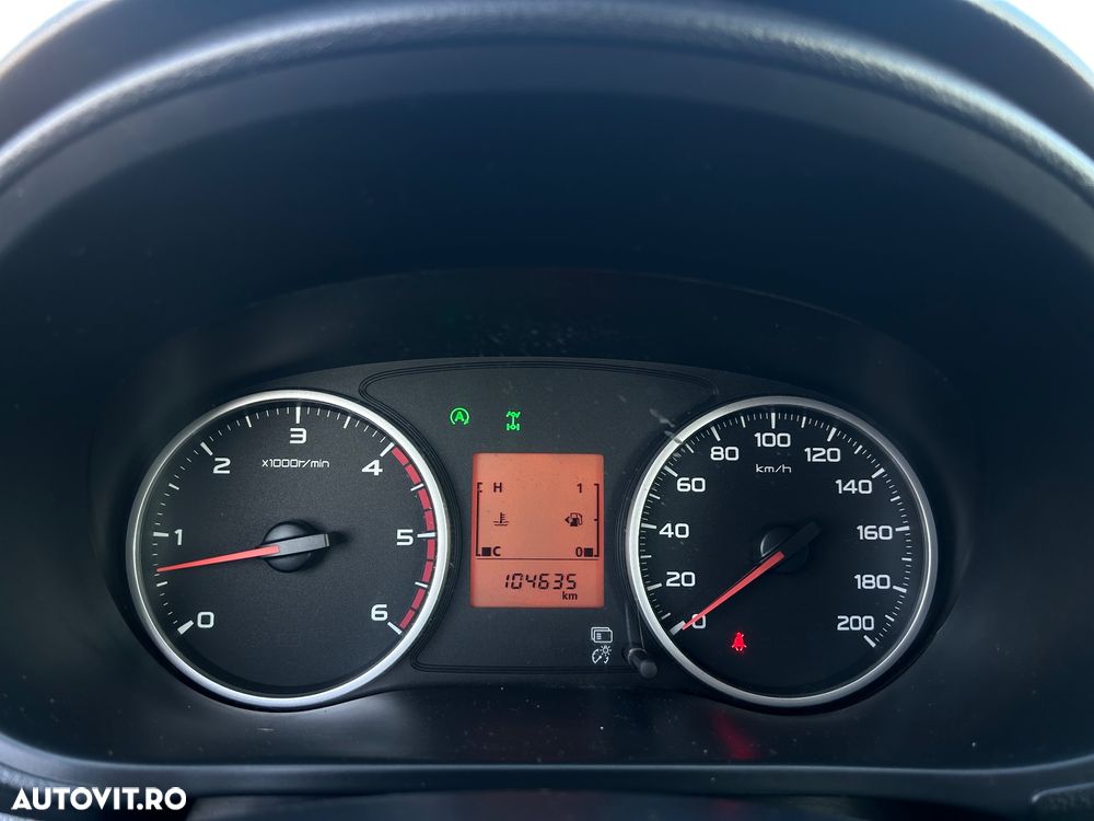 Mitsubishi L200 Double Cab 2.4 DI-D M/T Intense - 16