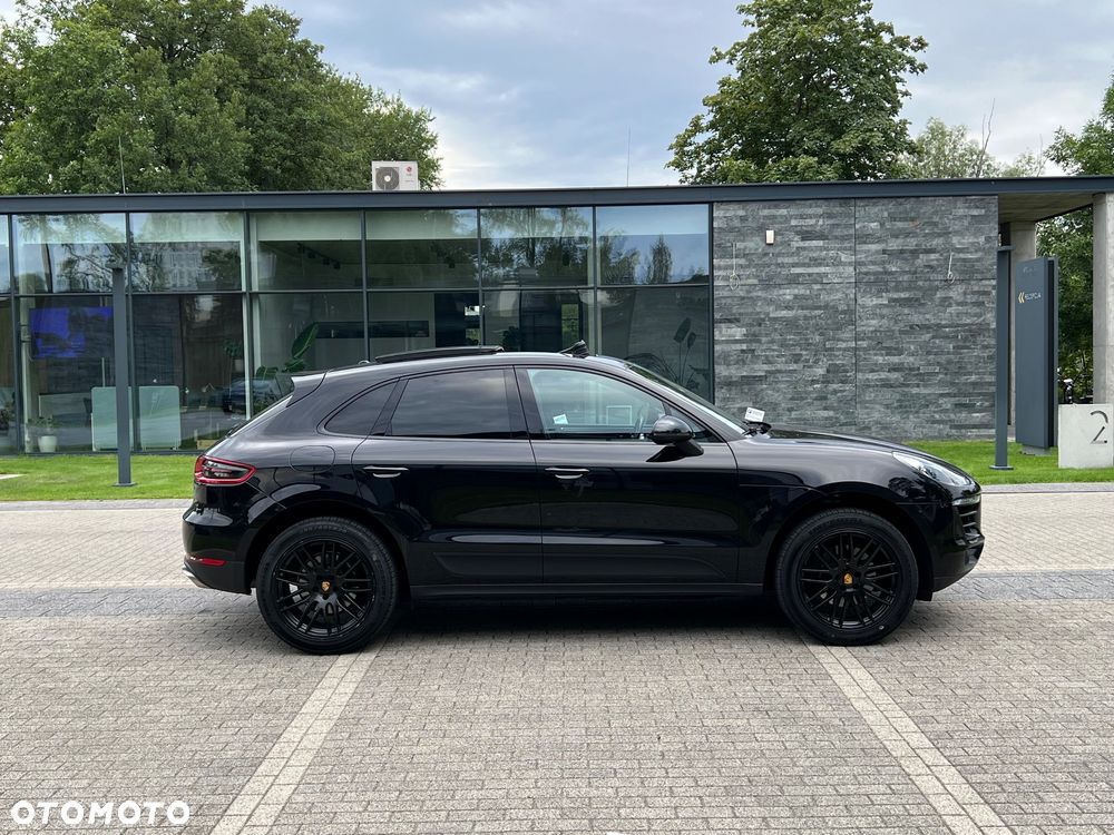 Porsche Macan - 4