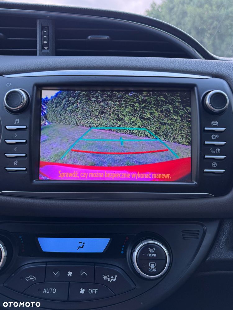 Toyota Yaris - 14
