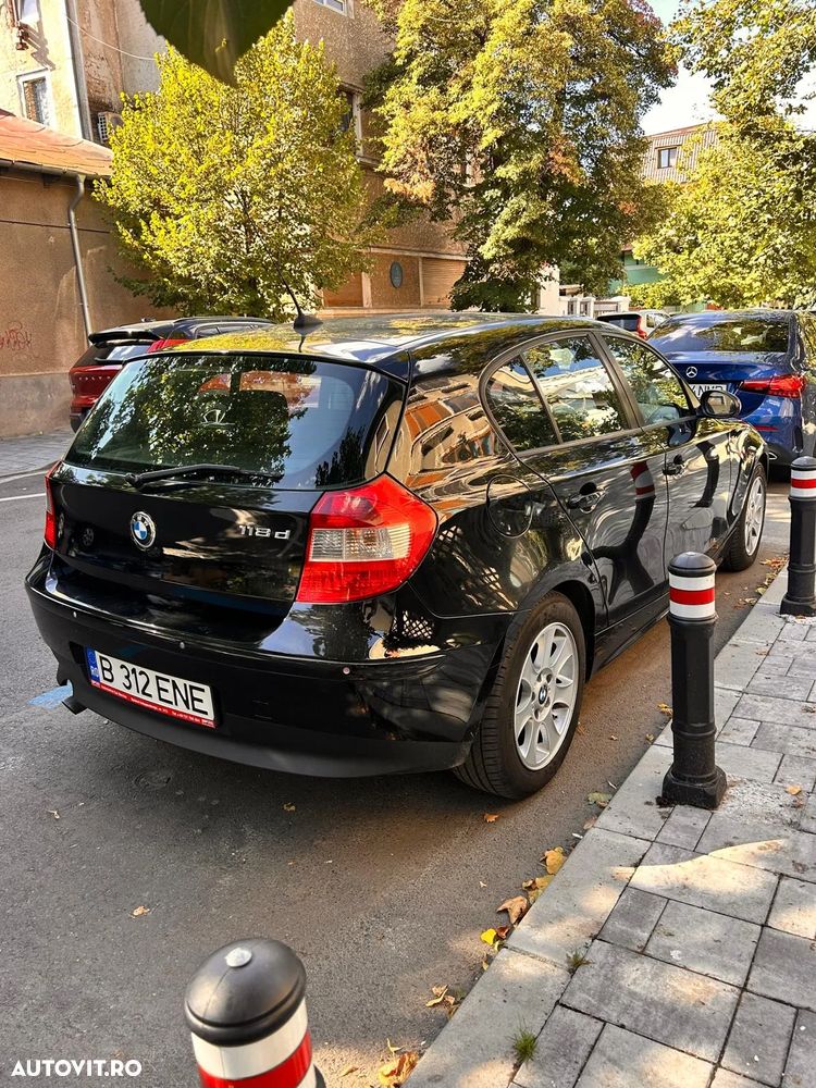 BMW Seria 1 118d - 4