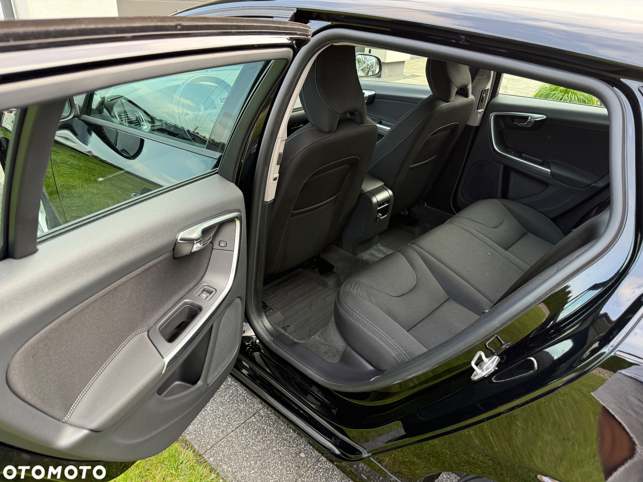 Volvo V60 D3 Momentum - 15