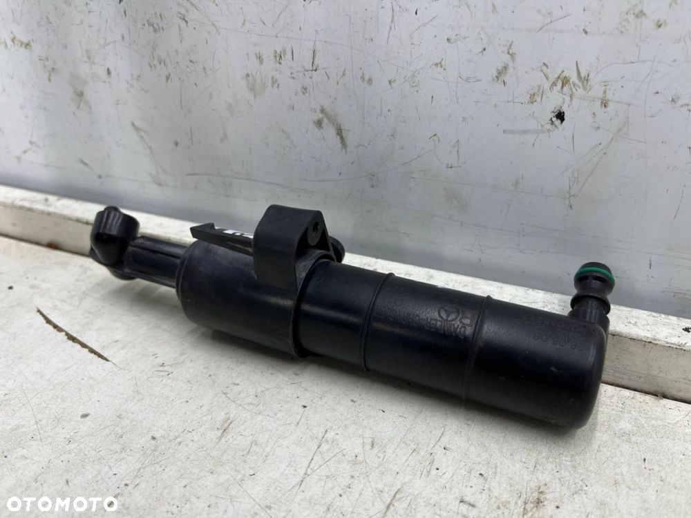 Dysza spryskiwaczy Mercedes w204 w212 07-16r. PRAWY spryskiwacz reflektora lampy prawej a2048600447 - 3