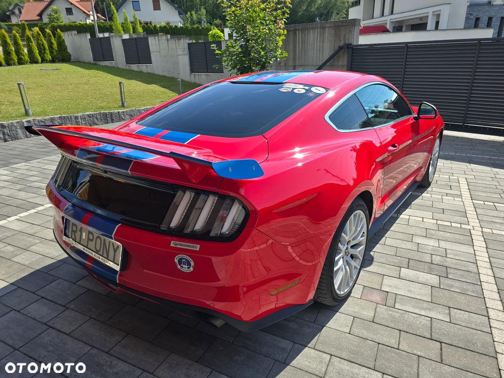 Ford Mustang - 7