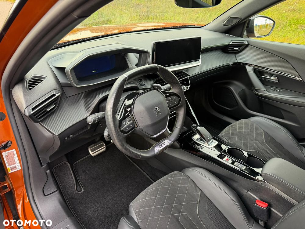 Peugeot 2008 1.2 PureTech GT S&S EAT8 - 15
