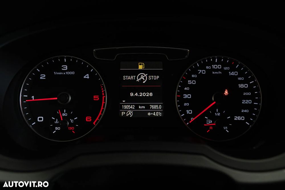 Audi Q3 2.0 TDI Quattro S tronic sport - 24