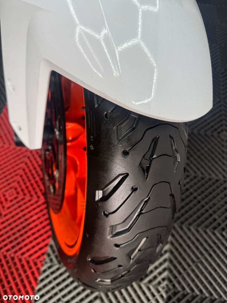 KTM Super Duke - 36