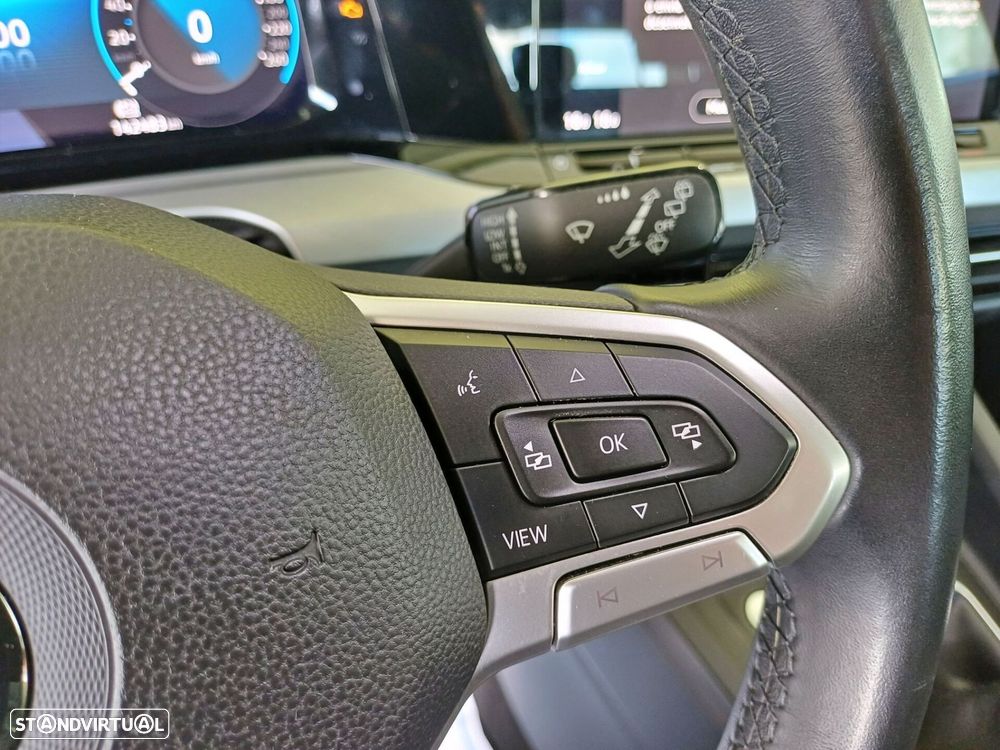 VW Golf Variant 2.0 TDi - 10