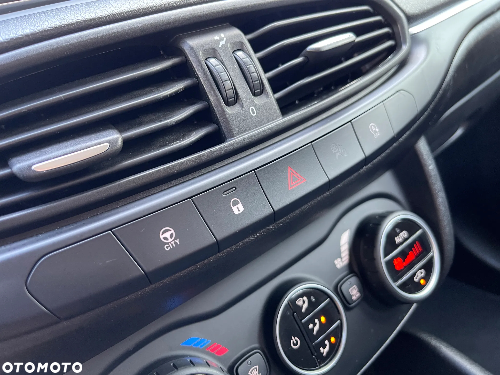Fiat Tipo 1.6 MultiJet 16v Pop - 22