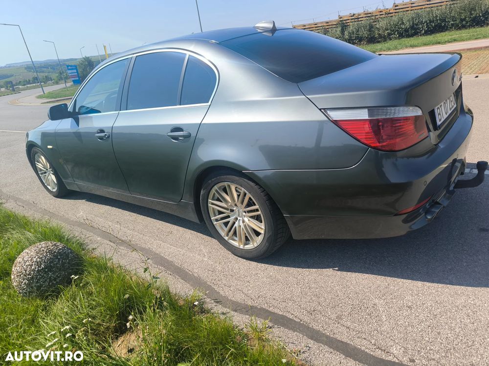 BMW Seria 5 525dA - 3