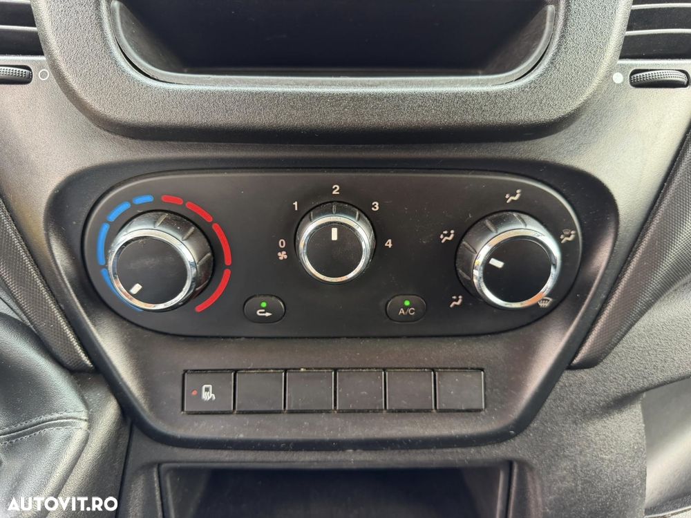 Iveco Daily 3.0 D BOX 8 EUROPALETI LIFT SPATE - 28
