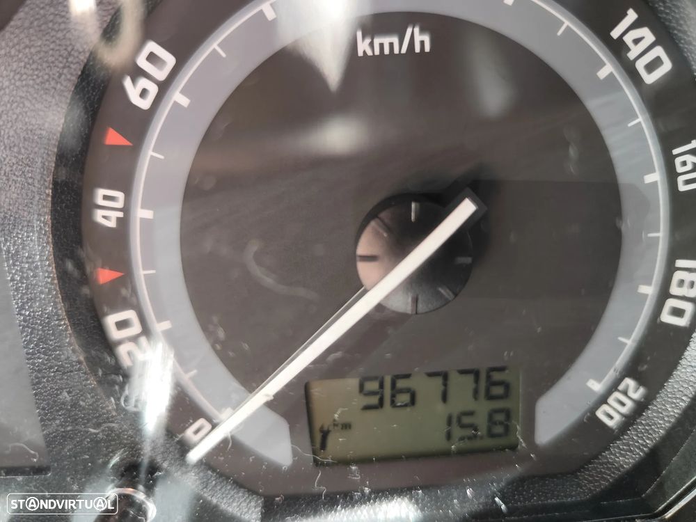 Skoda Fabia Break 1.2 Ambiente - 4