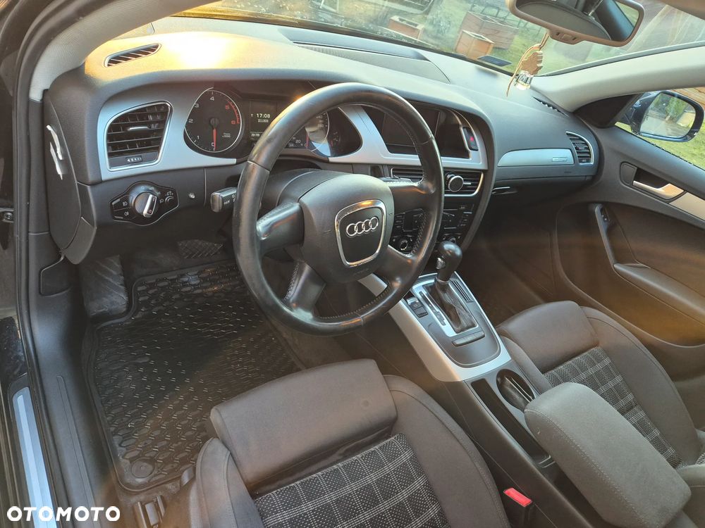 Audi A4 Avant 3.0 TDI Quattro S tronic - 22