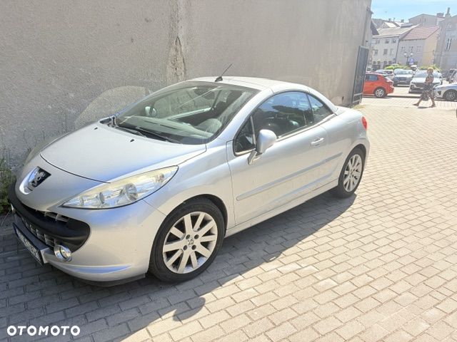 Peugeot 207 CC - 1