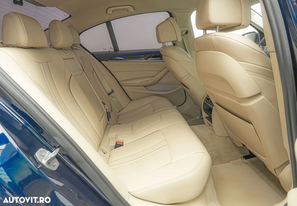 BMW Seria 5 520d Efficient Dynamics Edition Aut. Luxury Line - 17