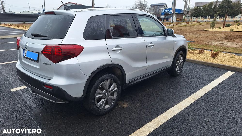 Suzuki Vitara 1.0 Passion - 8