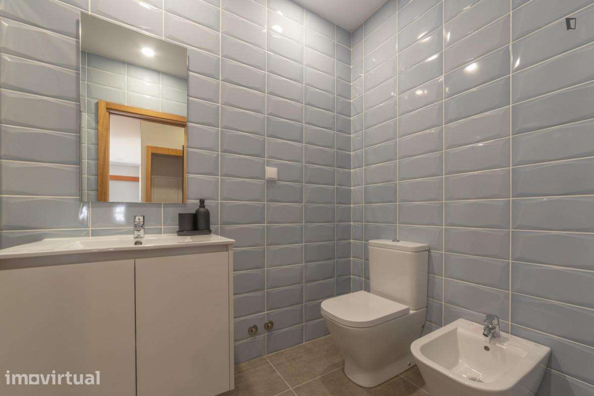 Apartamento com 1 quartos - localizado em Matosinhos Porto - Grande imagem: 2/22