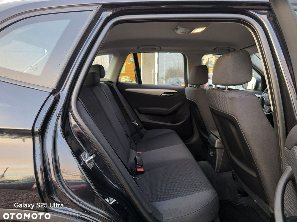 BMW X1 sDrive18d - 33