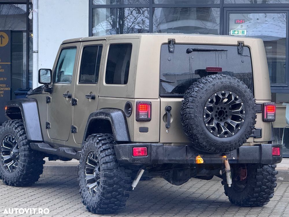 Jeep Wrangler 2.8 CRD AT Rubicon - 10