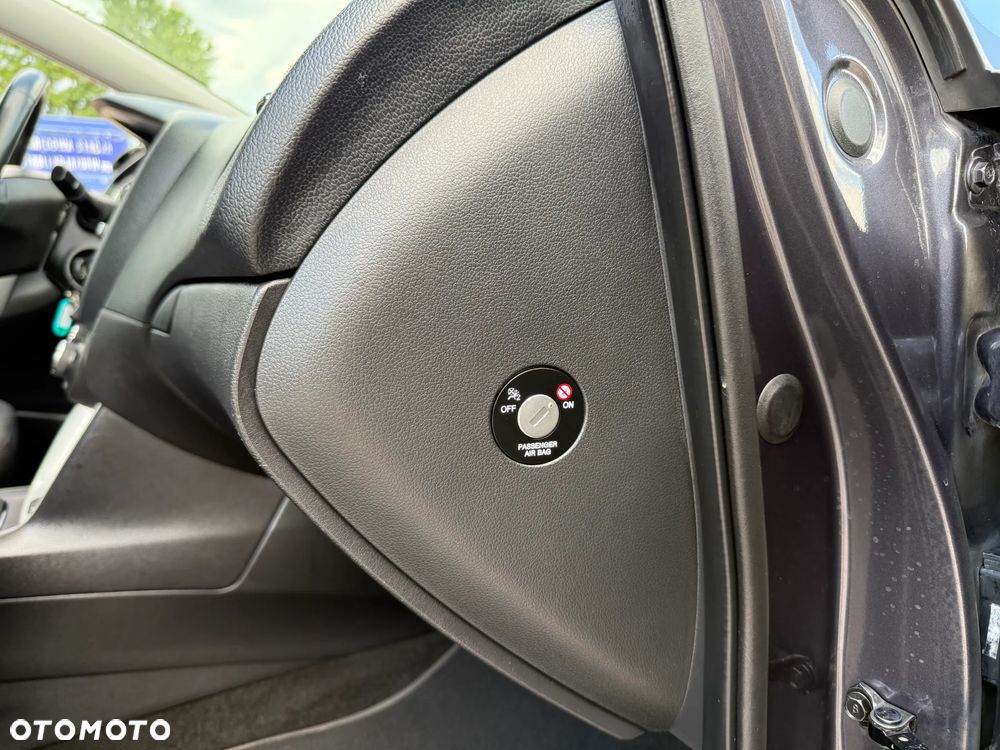 Kia Ceed 1.4 CVVT Dream Team Edition - 29