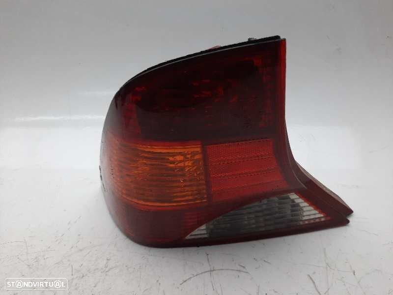 FAROLIM TRASEIRO ESQUERDO FORD FOCUS 2000 - 3