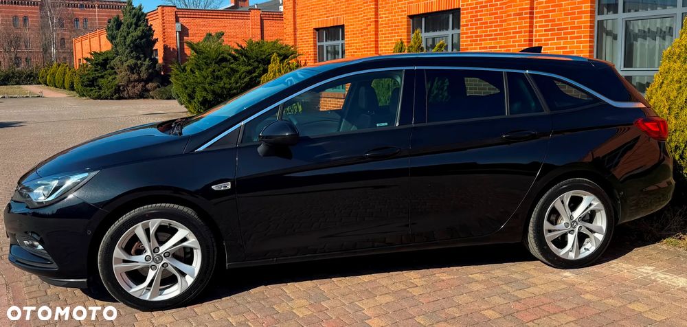 Opel Astra 1.6 CDTI Cosmo - 32