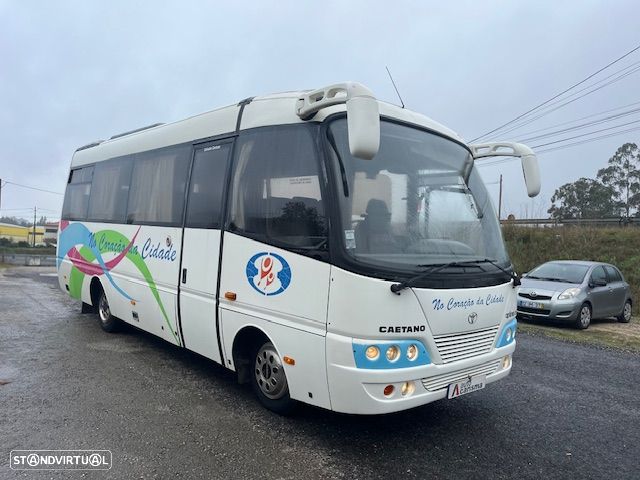 Toyota MINIBUS 4.0  OTIMO 2K COM RAMPA CADEIRA RODAS - 4