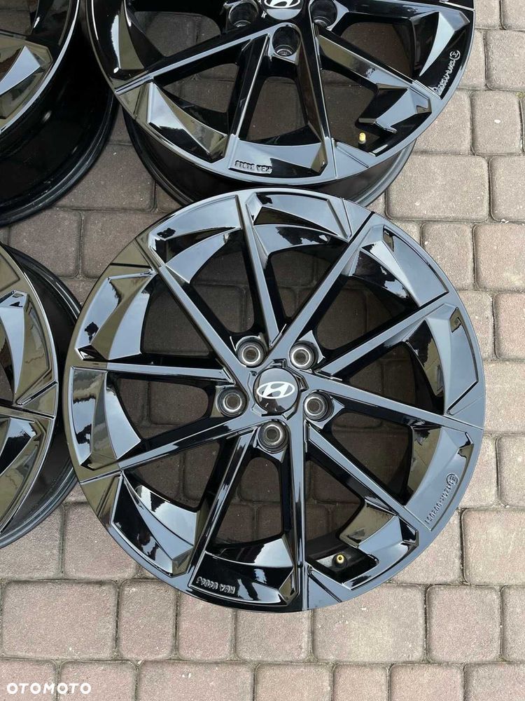 Oryginalne alufelgi Hyundai 5x114,3 19 CZUJNIKI Tucson IONIQ 5 CZARNE - 7