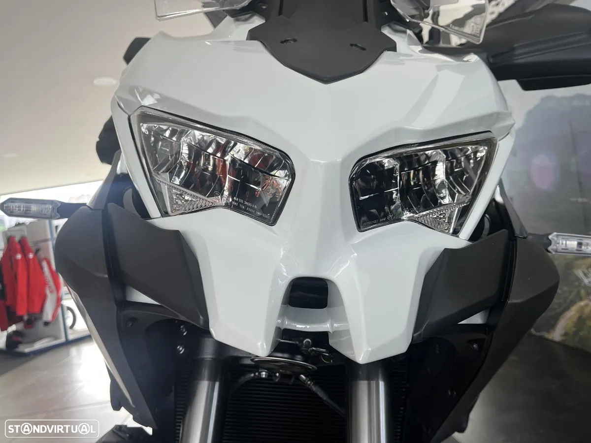 Kawasaki Versys 1.100 SE Grand Tourer - 8