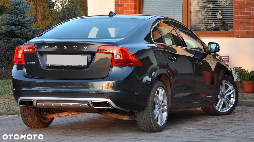 Volvo S60 D4 Geartronic - 14