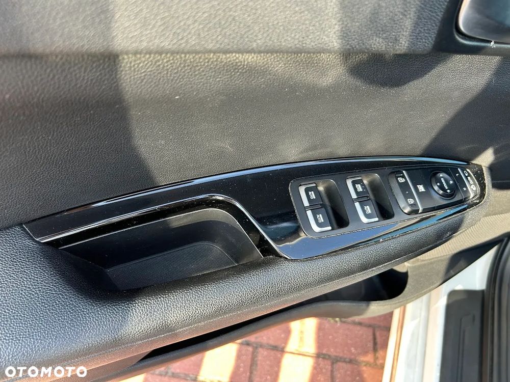 Kia Optima 1.7 CRDI L - 9