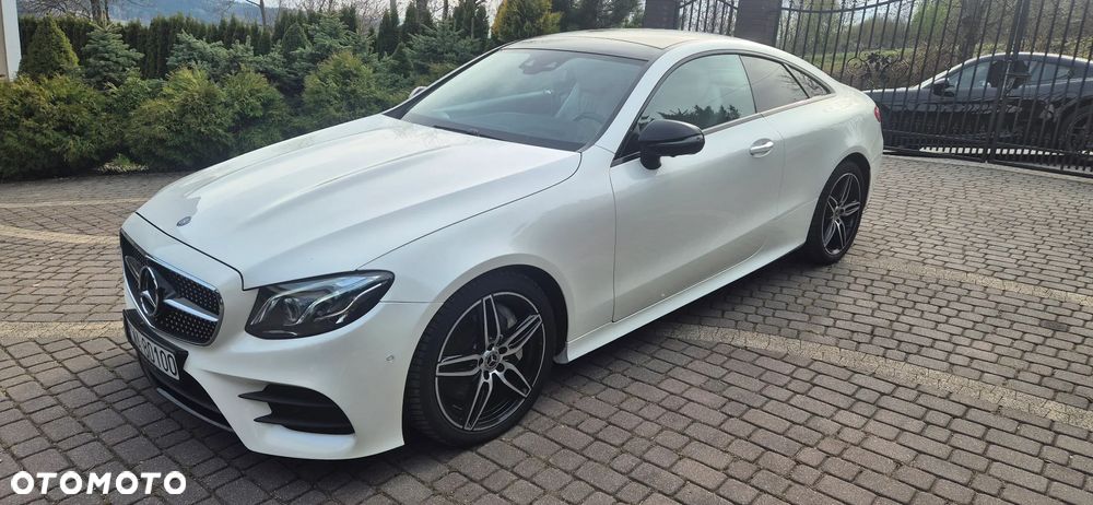 Mercedes-Benz Klasa E 400 4-Matic 9G-TRONIC - 6