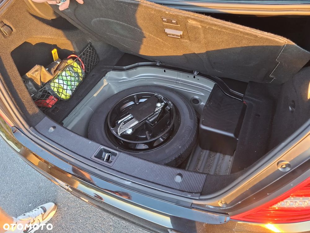 Mercedes-Benz Klasa C 220 CDI DPF (BlueEFFICIENCY) - 22