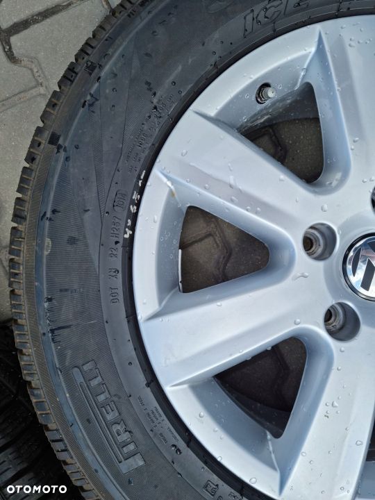 CAŁE KOŁA VW 235/65R17 PIRELLI  FELGA 7P6601025 - 6
