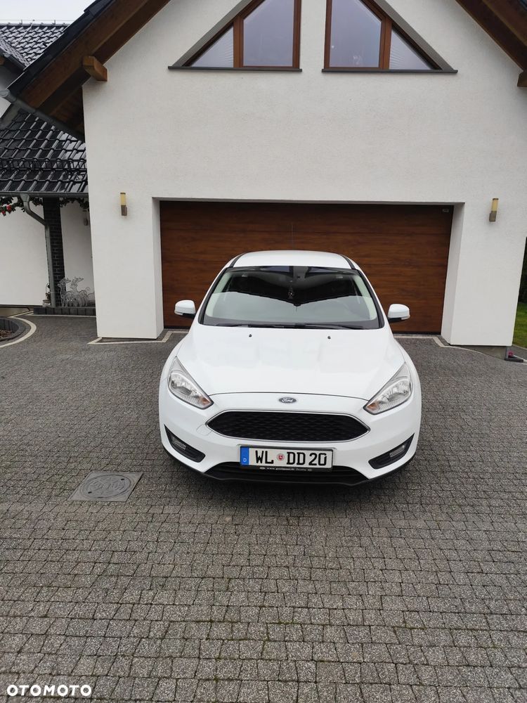 Ford Focus 1.5 TDCi DPF Start-Stopp-System Business - 10