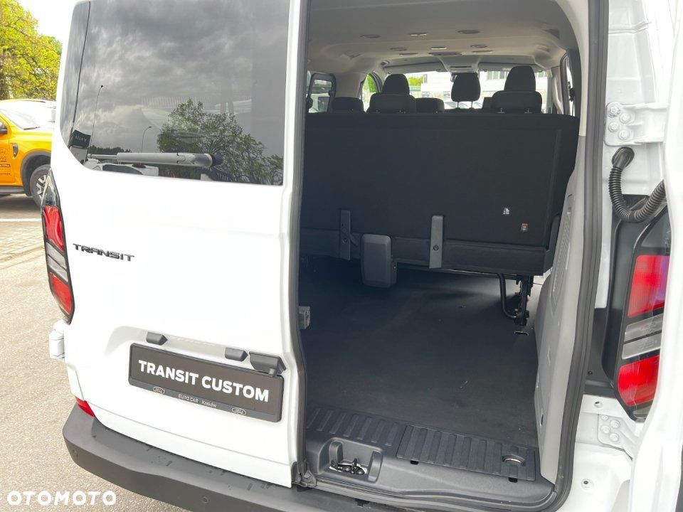 Ford Transit Custom - 8