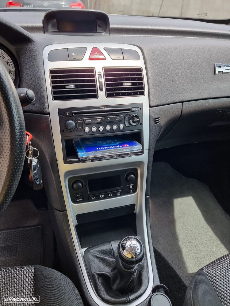 Peugeot 307 1.6 HDi Executive - 10