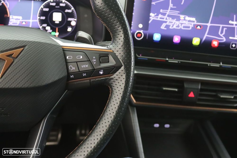 Cupra Leon ST 1.4 e-Hybrid MID DSG - 11