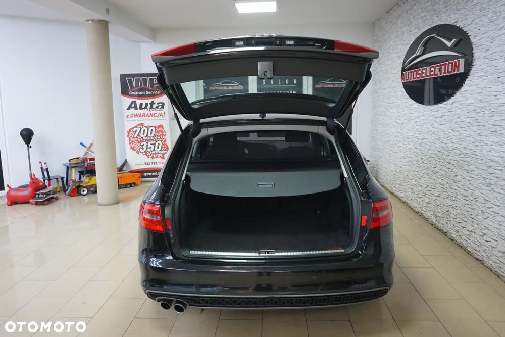 Audi A4 Avant 2.0 TDI DPF quattro S tronic S line Sportpaket - 11