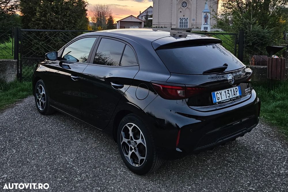 MG MG3 - 3