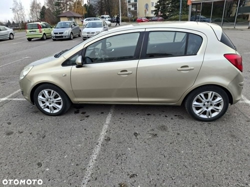 Opel Corsa 1.3 CDTI Cosmo - 2