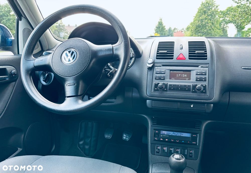 Volkswagen Polo 1.4 Highline - 18