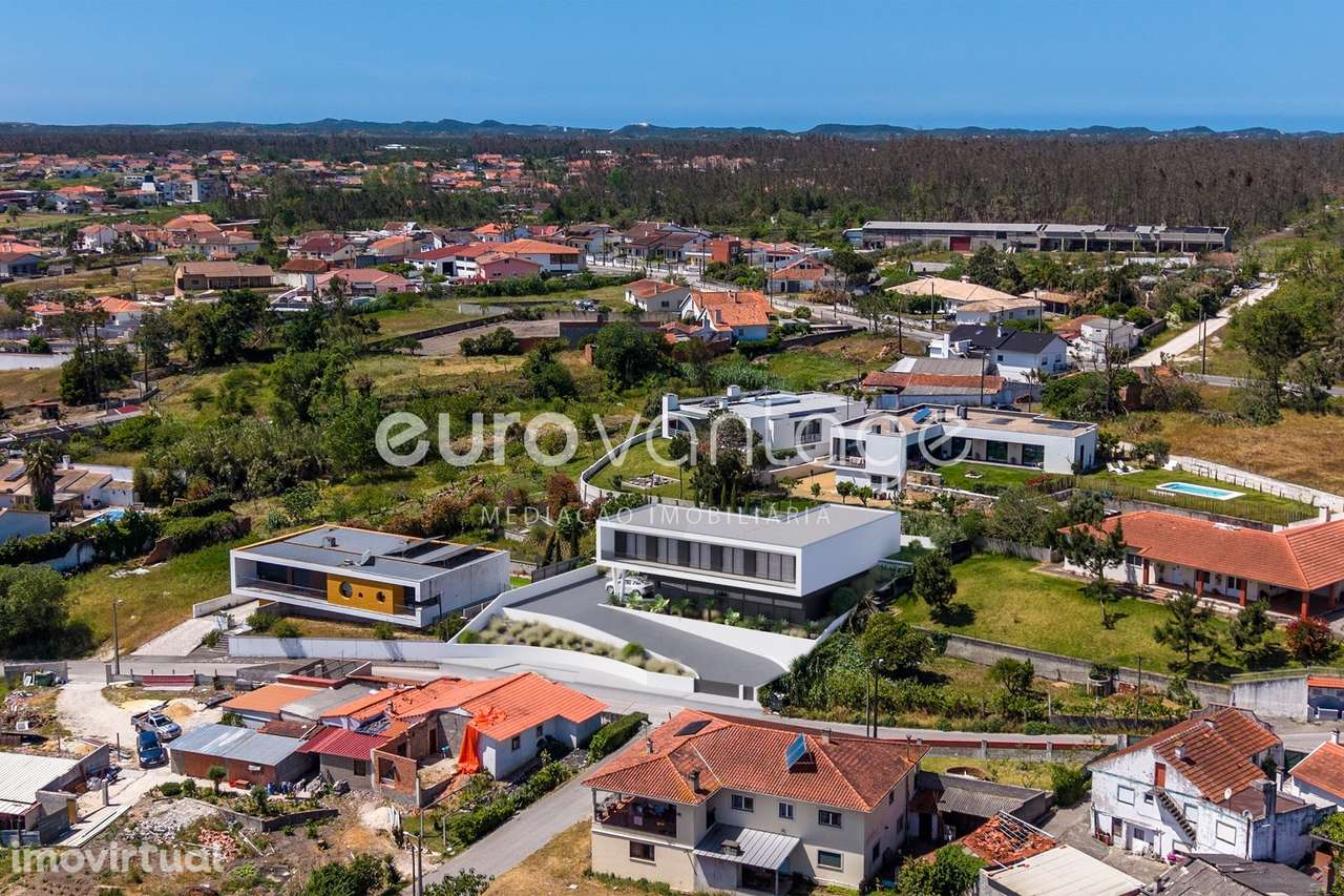 Moradia T4 em Brejo - Amor - Grande imagem: 2/57