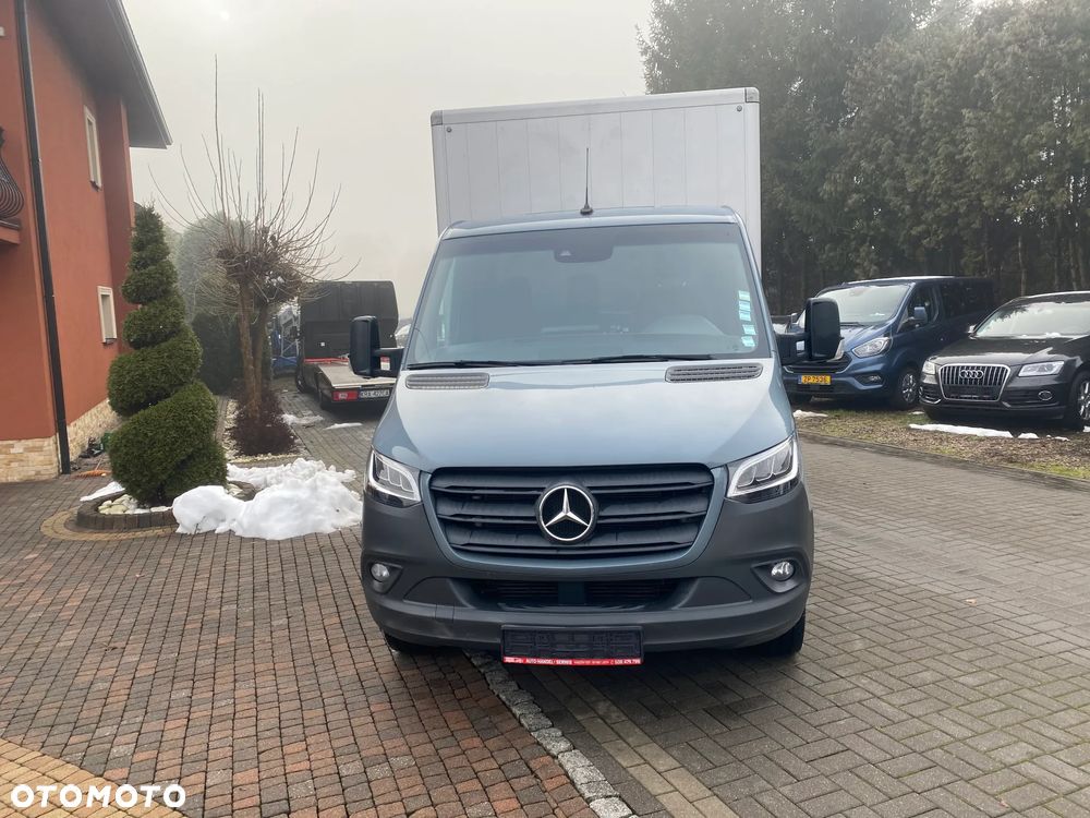 Mercedes-Benz SPRINTER - 2